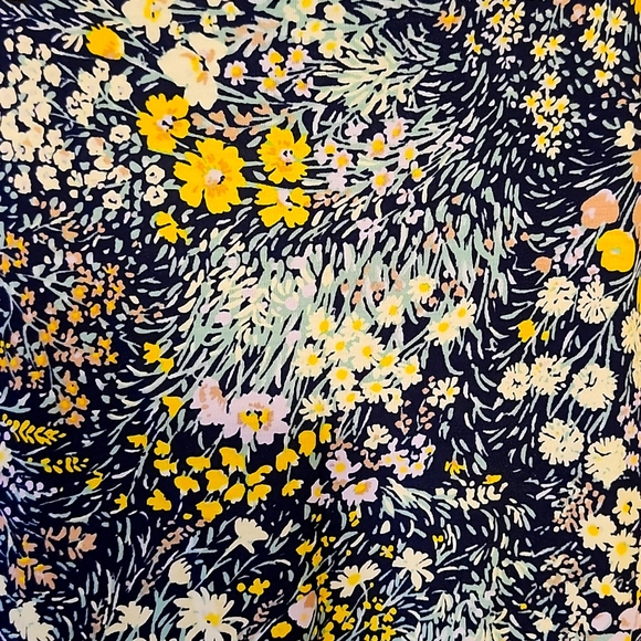 🍁Ann Taylor Factory High Neck Sleevless Floral Print Blouse - Picture 5 of 5